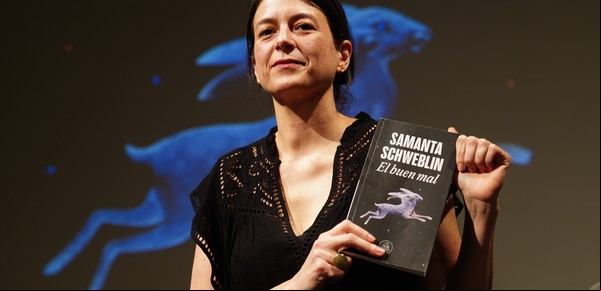 Samanta Schweblin presentó ‘El buen mal’ en el Malba con anécdotas divertidas y secretos de escritura