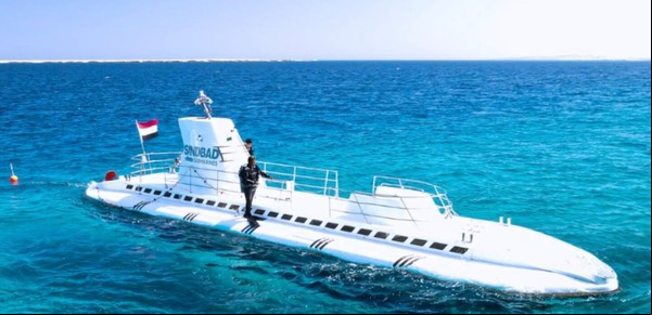 Cómo es Sindbad, el submarino turístico que se hundió en Egipto