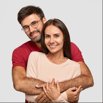 Harvard revela el secreto de los matrimonios más felices: amor de compañía sobre el pasional