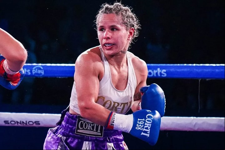Sol Baumstarh enlazó 10 victorias en los últimos tres años y medio. Foto: Nelson Quispe / Boxeo de Primera.