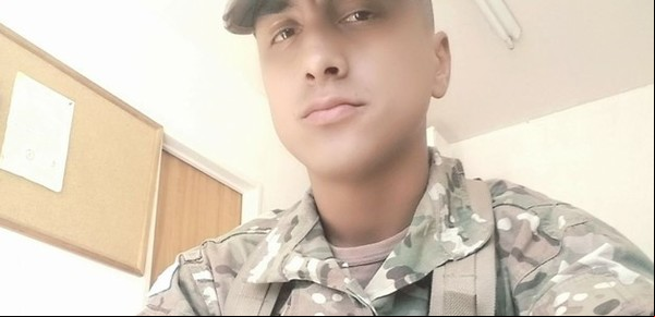 El adiós al policía aeroportuario, el mismo día del primer cumpleaños de su única hija
