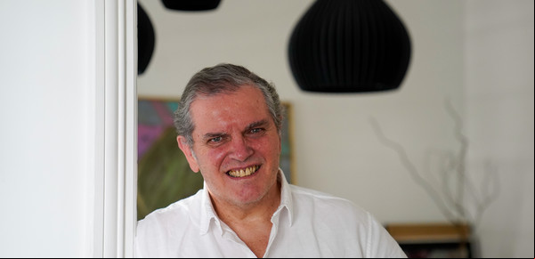 Mundos íntimos. Me operaron de la columna: buscaba mejorar, pero quedé inmóvil. ¿Qué pensé al ver que algo había salido mal?