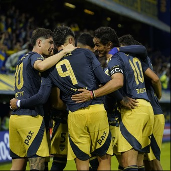 Boca se recuperó de la caída en Rosario, le ganó a Barracas con Chiqui Tapia en un palco y manda en su grupo en el Torneo Apertura 2025