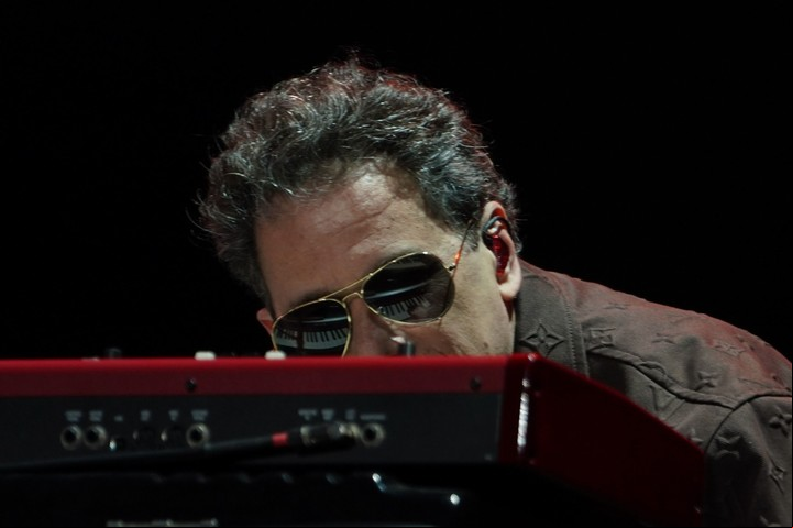 Andrés Calamaro tuvo más de una hora y media de recital. Foto de Emmanuel Fernández.