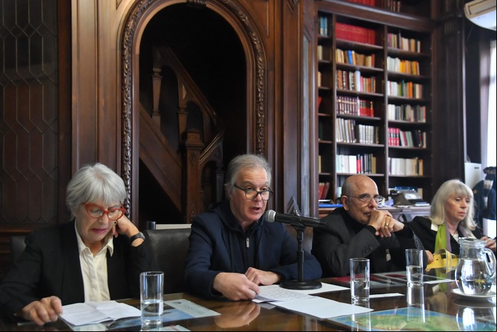 El artista Jacques Bedel fue destacado como personalidad de la cultura. Foto: Enrique García Medina.