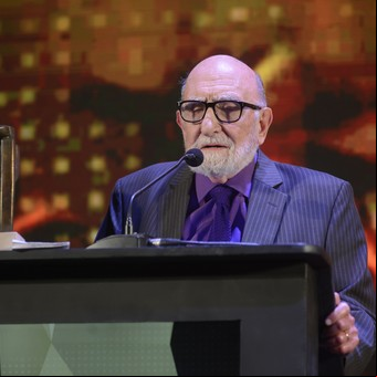 Murió Luis Felipe "Yuyo" Noé: el día que el artista recibió el Premio Ñ a la Trayectoria