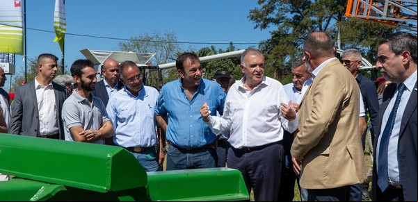 Por los costos de fletes, productores de soja y maíz del norte piden ser tratados como economía regional sin retenciones