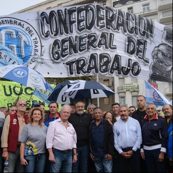 Adiós a “los Gordos”: la CGT se reconfigura tras el paro, hablan de un jefe único y siguen la sucesión en la UIA
