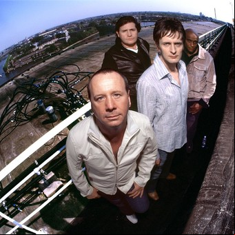 Simple Minds, la canción que rechazaron y luego fue un hit y cuando Charly García y Pedro Aznar descubrieron la música "Donchu"
