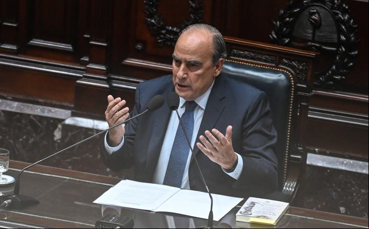 Sesión en Diputados
Guillermo Francos da el informe en la Cámara. Foto Federico López Claro.