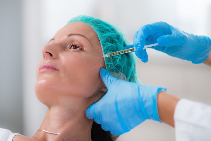 El plasma rico en plaquetas es uno de los tratamientos bioestimuladores de colágeno. Foto Shutterstock.