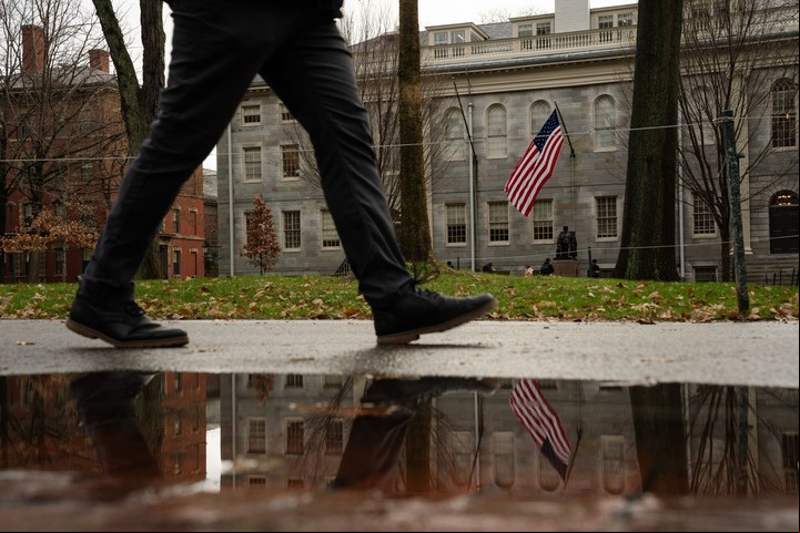"Es ilegal": la reacción de Harvard ante el anuncio de Donald Trump por la prohibición de matricular estudiantes extranjeros. Foto Bloomberg