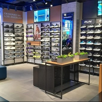 Se duplicó la entrada de zapatillas importadas y llegan marcas deportivas extranjeras a la Argentina
