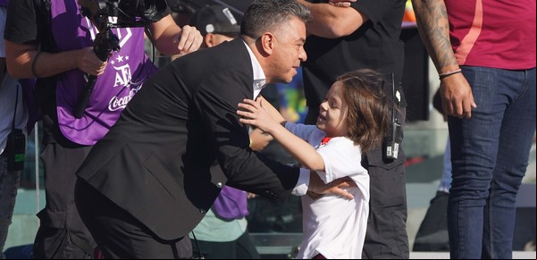 Gallardo y la tradición que más disfrutan los hinchas de River: ratificó su paternidad sobre Boca y la levantada del equipo