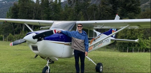 Quién era Juan Francisco Molla Klein, el instructor de vuelo que murió embestido por una avioneta en un aeródromo de Río Negro
