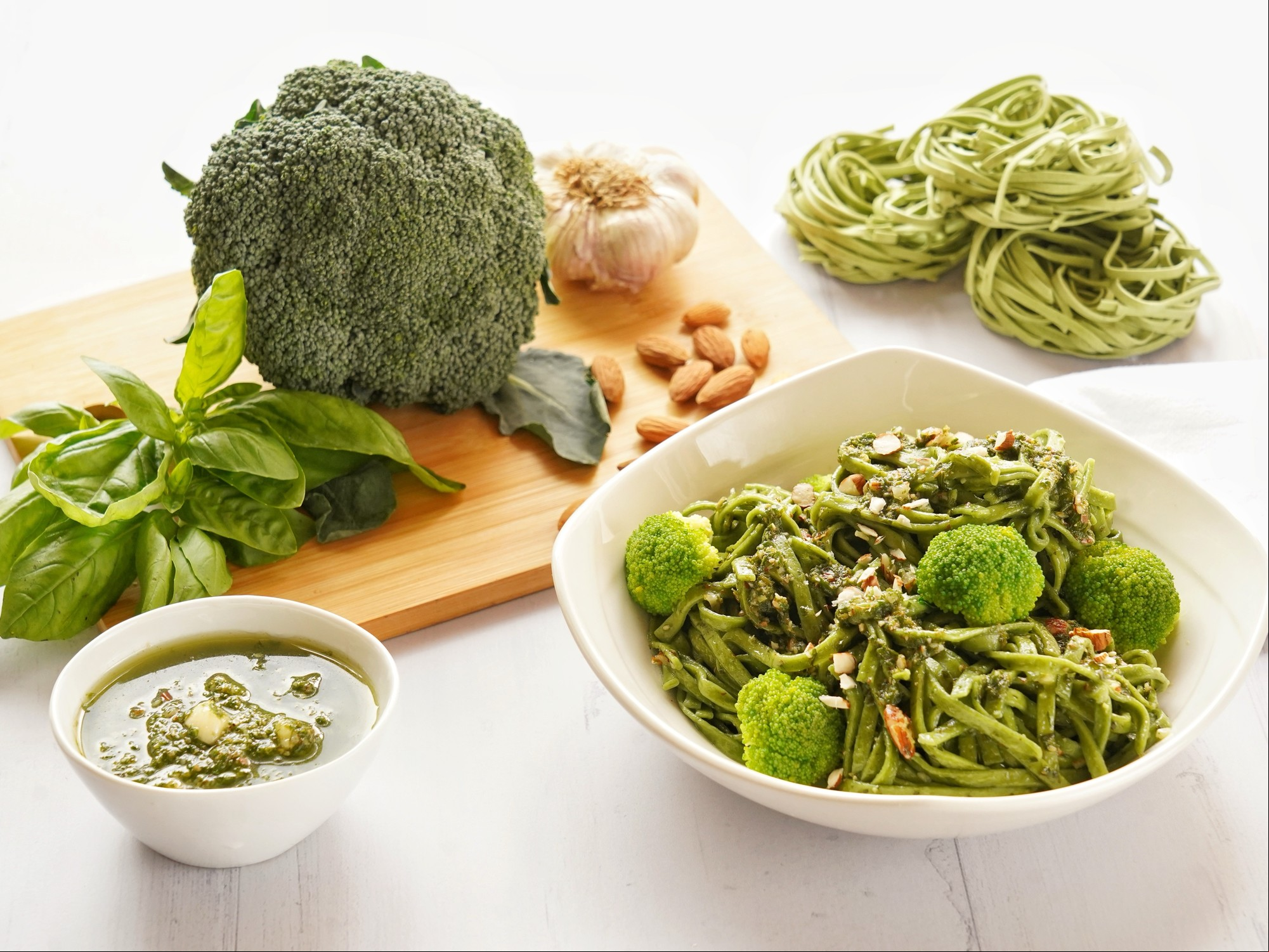 El brócoli es una verdura que se presta a todo tipo de preparaciones, desde pastas hasta woks, ensaladas, acompañamientos y pizzas.