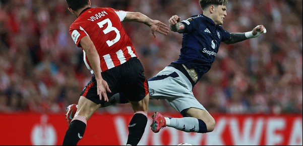 Manchester United, con polémica por Garnacho, goleó al Bilbao en España y acaricia la final de la Europa League