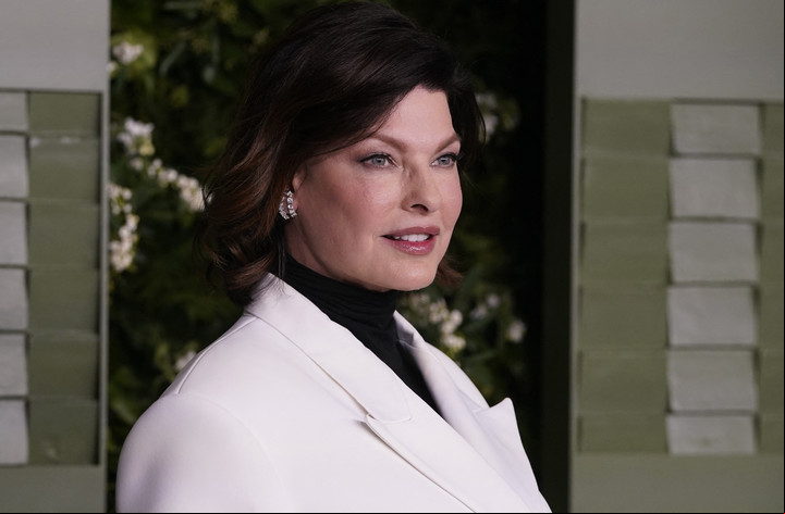 Linda Evangelista, todavía enfrenta secuelas de un mal tratamiento estético Foto AFP.