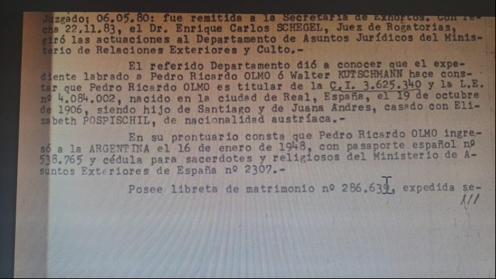 El prontuario policial del oficial nazi Kutschmann alias Pedro Olmo dice que entró al país con un pasaporte español.