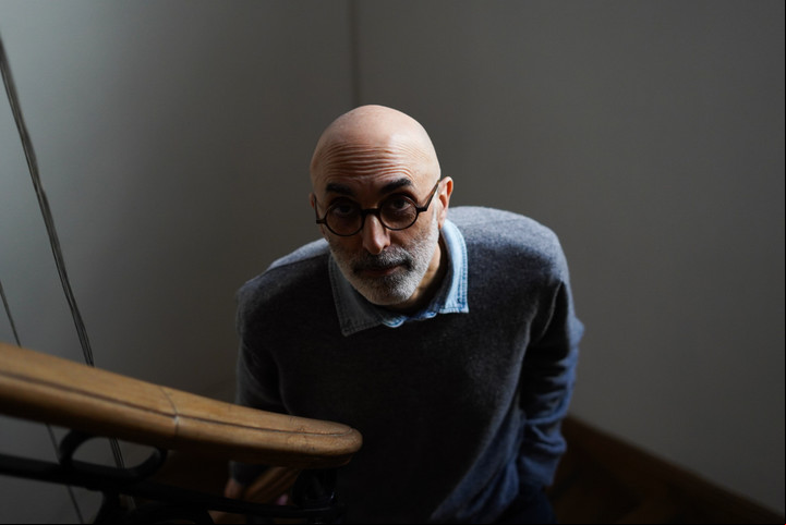 El escritor guatemalteco Eduardo Halfon. Foto: Santiago Garcia Díaz.