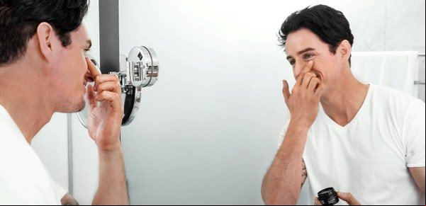 Qué es el SIBO y cómo afecta la piel de los hombres, según los expertos