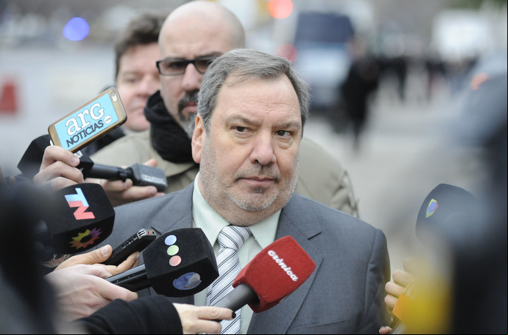 El abogado Roberto Damboriana representó a la mamá de Ariel Santillán.