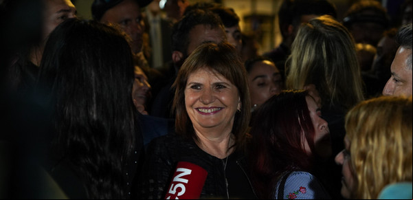 Patricia Bullrich lo convocó a Mauricio Macri a "apoyar el cambio con todo" y el ex presidente le respondió: "Priorizó su vocación de poder" 