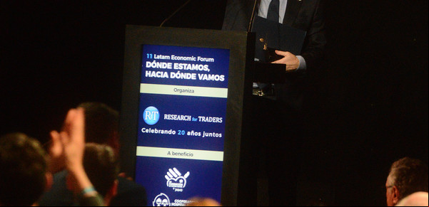 Ficha Limpia: después del pacto con Rovira que benefició a Cristina, la Rosada salió a correrse del escándalo