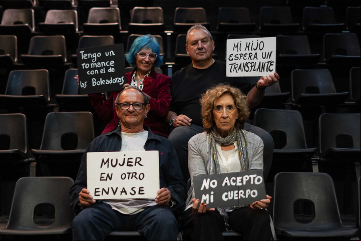 Un elenco de personas de más de 60 años, con diferentes historias de vida. Foto: Santiago García Díaz.