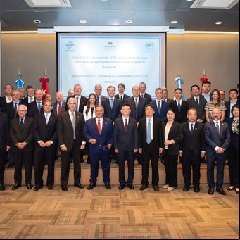 Misión china visitó al Gobierno, compró soja y cuestionó a EE.UU.

