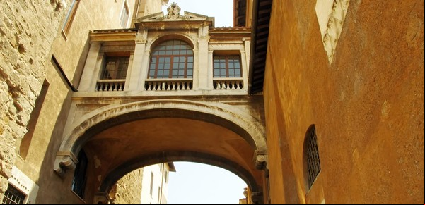 El pasaje más lindo de España está en Albacete y cumple 100 años  
