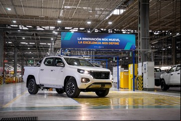 Fiat lanzó su nueva pick up, el único proyecto de la industria automotriz local para este año