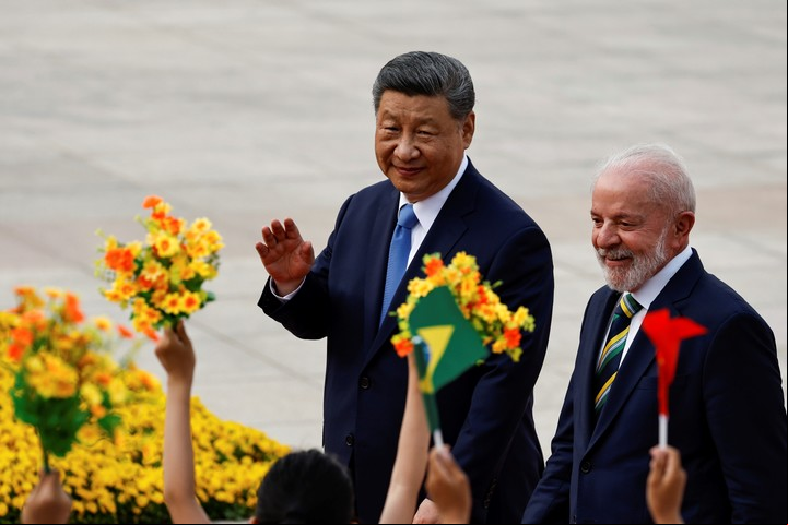 Xi Jinping and Brazil's President con Lula en n Beijing el 13 de mayo de 2025.
Foto: Tingshu Wang / AP)