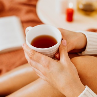 Tomar té: un placer que nos conecta con lo natural, y contribuye al bienestar general