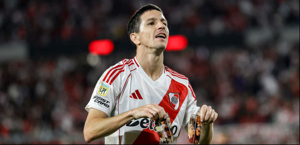 El mediocampo de River, como en 'El Eternauta': "lo viejo funciona" con Enzo Pérez y Nacho Fernández