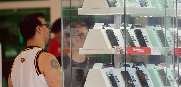 Celulares: el anuncio del Gobierno no desalentó la compra y fueron la estrella del Hot Sale