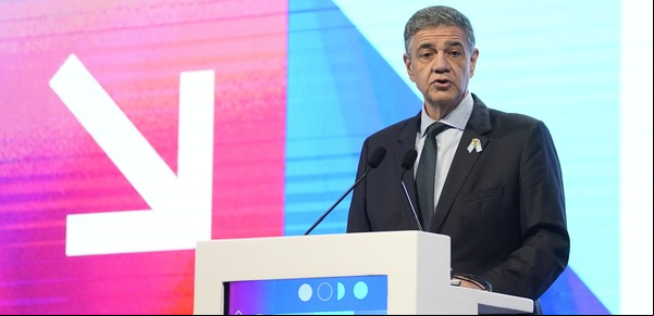 Tras la derrota electoral de mayo, el Gobierno porteño reorganiza el Gabinete y echó al asesor catalán Antoni Gutiérrez Rubí