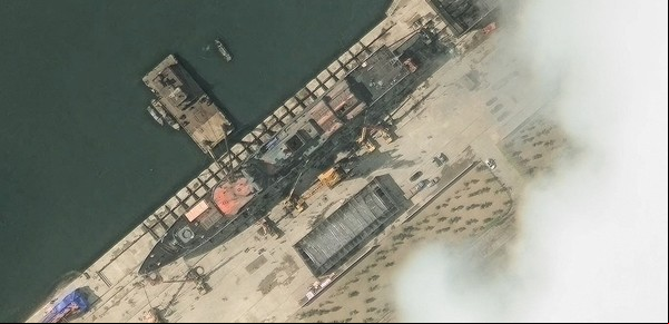 Kim Jong-un desahoga su furia tras el fallido lanzamiento del destructor norcoreano