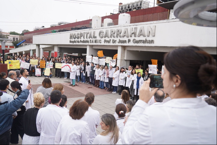 Protesta en el hospital Garrahan. Foto Guillermo Rodríguez Adami